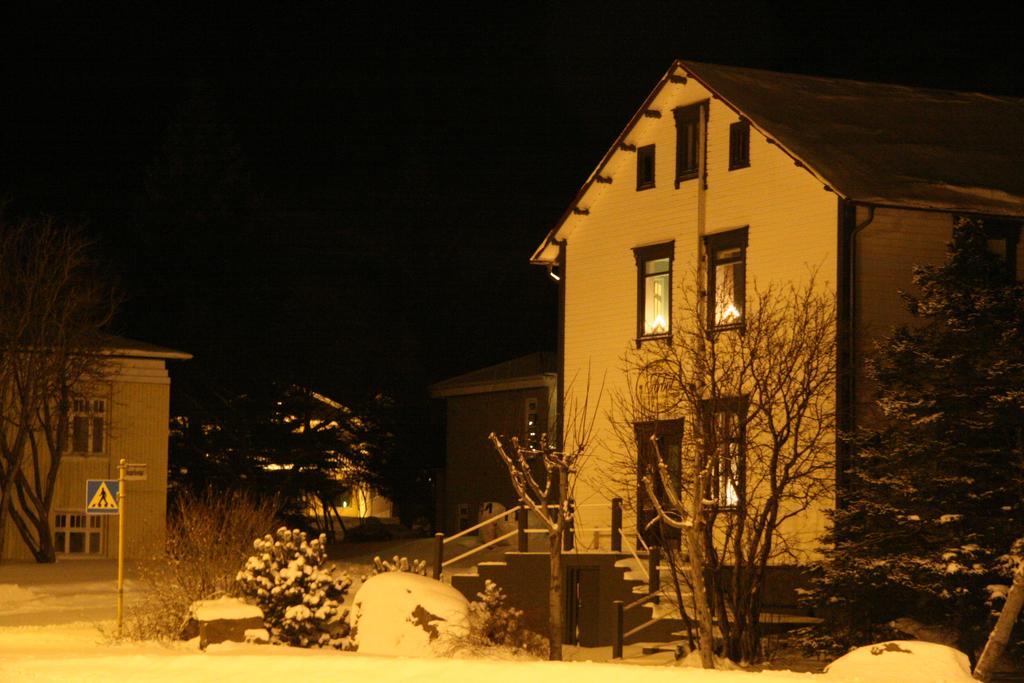 Árból Guesthouse Húsavík Exterior foto