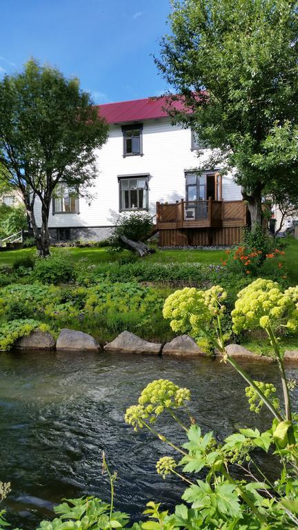 Árból Guesthouse Húsavík Exterior foto